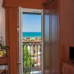 Hotel Ombrosa 3*
