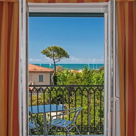 奥姆布罗萨别墅酒店